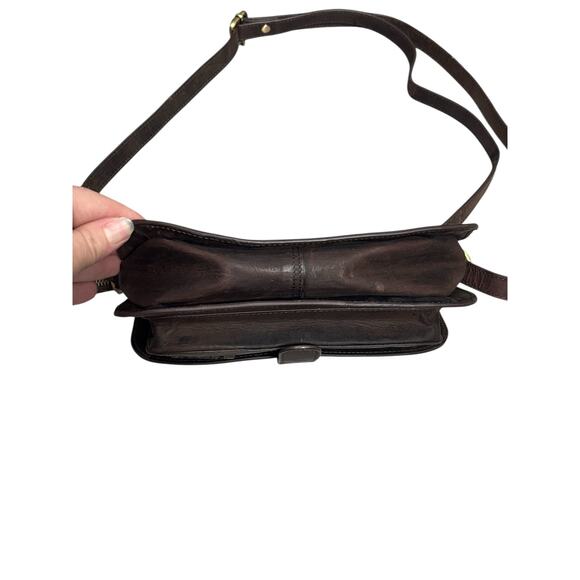 Estalon Dark Brown Genuine Leather Crossbody Flap Bag
Vintage‎ Style - Picture 8 of 8